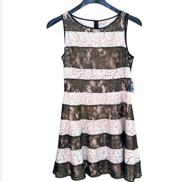 NWT Jessica Simpson Sleeveless Lace Cocktail Dress Fit & Flare 10 - Picture 4 of 17